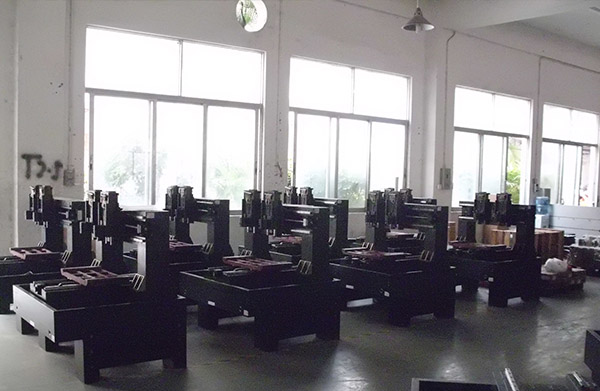 ���ܻ�е����